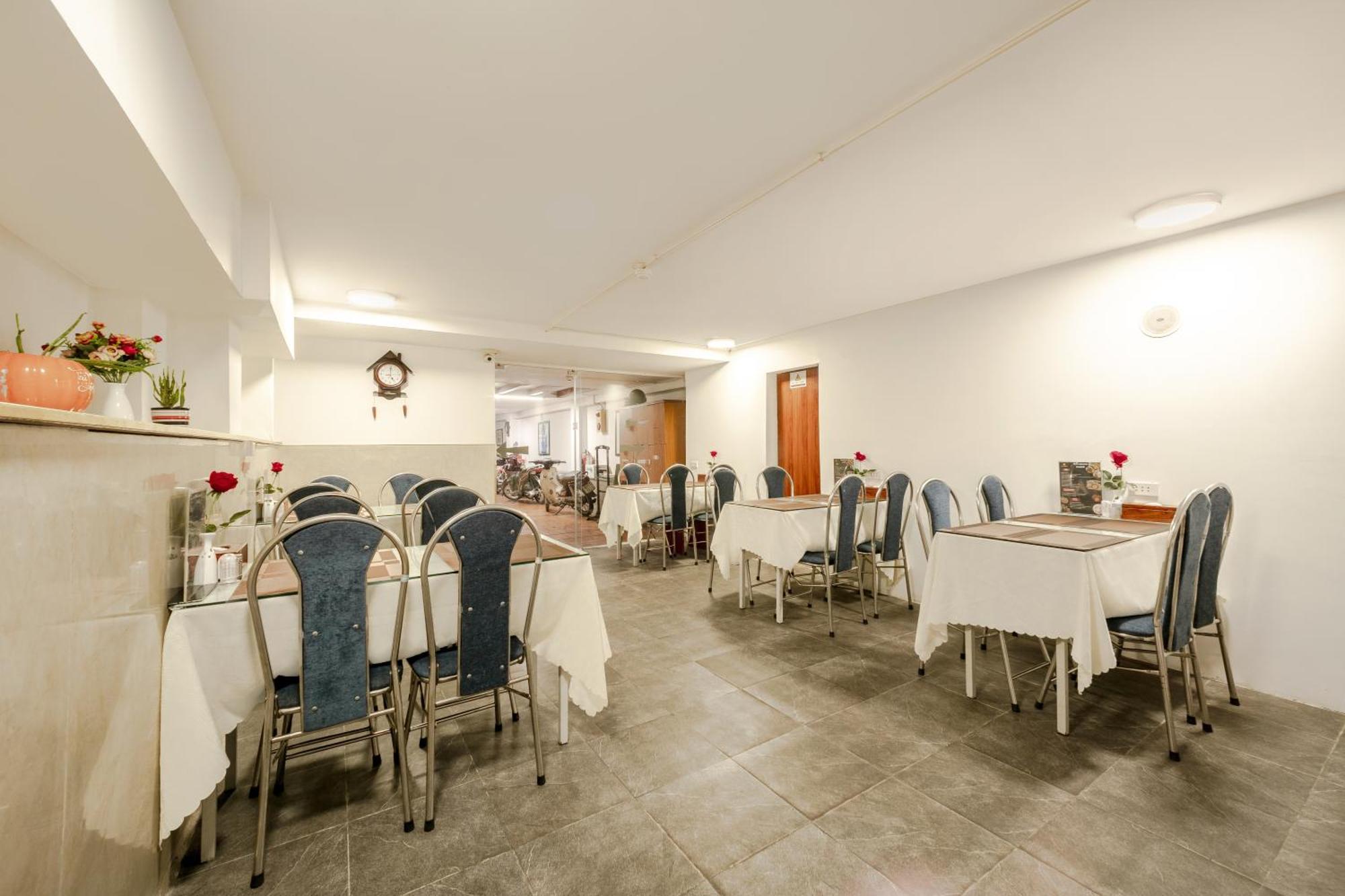 A25 Hotel - 46 Chau Long Ханой Экстерьер фото