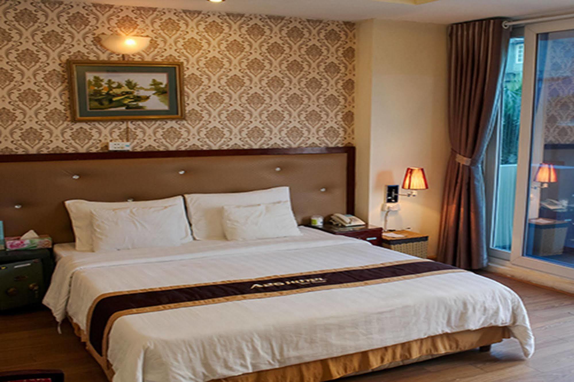 A25 Hotel - 46 Chau Long Ханой Экстерьер фото